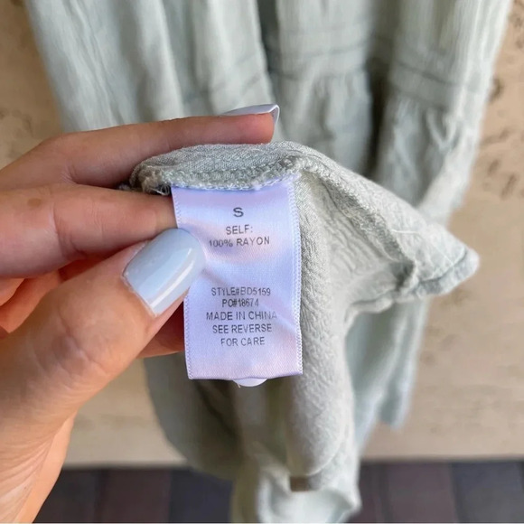 BaeVely Women's Seafoam Green Bohemian Button Tiered Long Maxi Dress Size Small - Picture 6 of 7